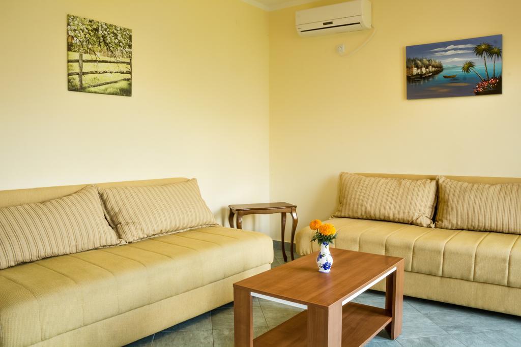 Apartmani Stanovcic Donji Morinj Buitenkant foto